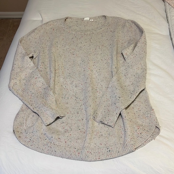 Gap off white sweater size large - Picture 2 of 6